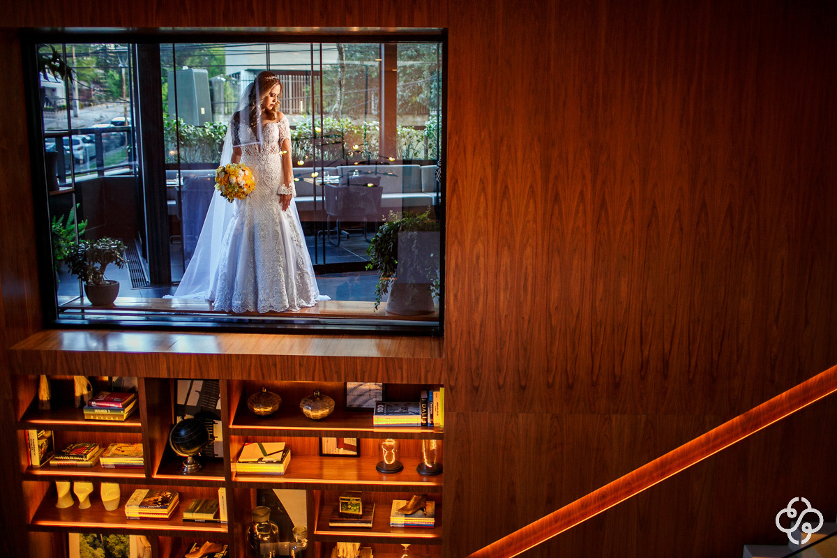 Foto Making-of Noiva | Fotógrafo de  Casamento Curitiba | Hotel Nomaa | Curitiba - PR | Dia do Noiva | Madrinhas | Destination Wedding | Casamento Suelen e André | Fotografia de Casamento Santa Catarina | Paraná |  www.rafaelsantosfotografia.com.br