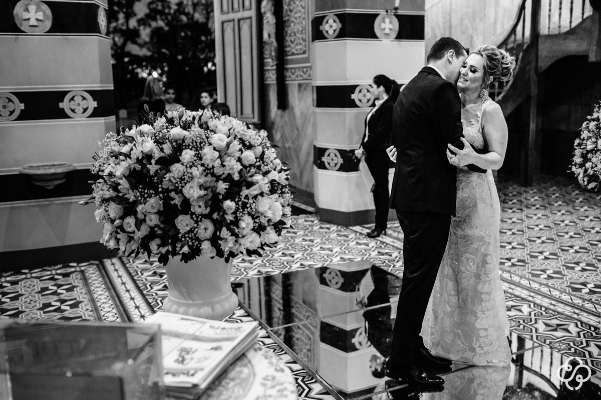 Cerimônia de Casamento Capela Santo Antônio de Orleans Curitiba - PR | Entrada Noivo | Fotógrafo de  Casamento Curitiba |  Destination Wedding | Casamento Suelen e André | Fotografia Casamento Santa Catarina | Paraná |  www.rafaelsantosfotografia.com.br