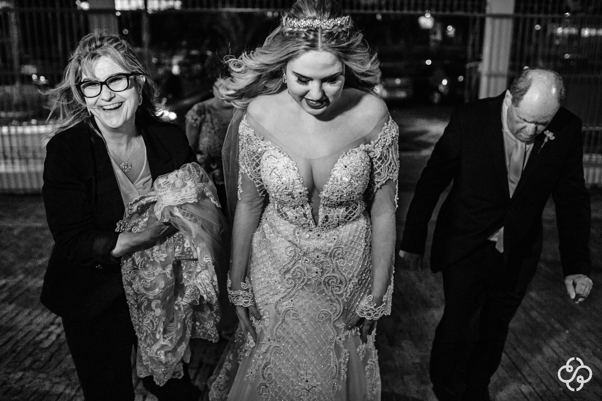 Cerimônia de Casamento Capela Santo Antônio de Orleans Curitiba - PR | Entrada Noiva | Fotógrafo de  Casamento Curitiba |  Destination Wedding | Casamento Suelen e André | Fotografia Casamento Santa Catarina | Paraná |  www.rafaelsantosfotografia.com.br