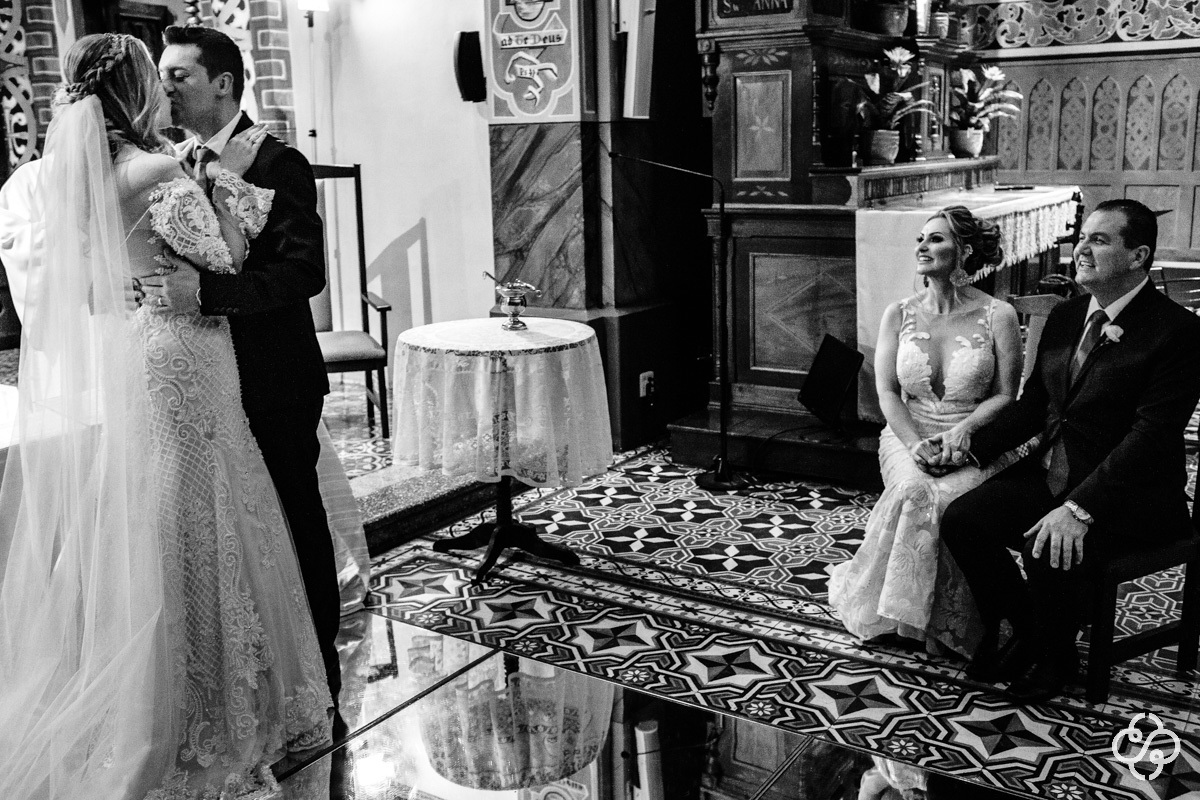 Cerimônia de Casamento Capela Santo Antônio de Orleans Curitiba - PR | Fotógrafo de  Casamento Curitiba |  Destination Wedding | Casamento Suelen e André | Fotografia Casamento Santa Catarina | Foto Casamento | Paraná |  www.rafaelsantosfotografia.com.br