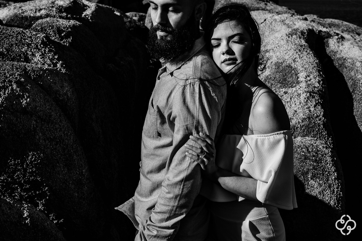 Pré Wedding | Ensaio Pré Casamento na Praia Guarda do Embaú - Palhoça - SC | Mariana e Thiago | Praia | Guarda do Embaú | Book Casal | Ensaio Casal | Fotógrafo de Casamento | Fotógrafo de Bodas | Parejas | www.rafaelsantosfotografia.com.br
