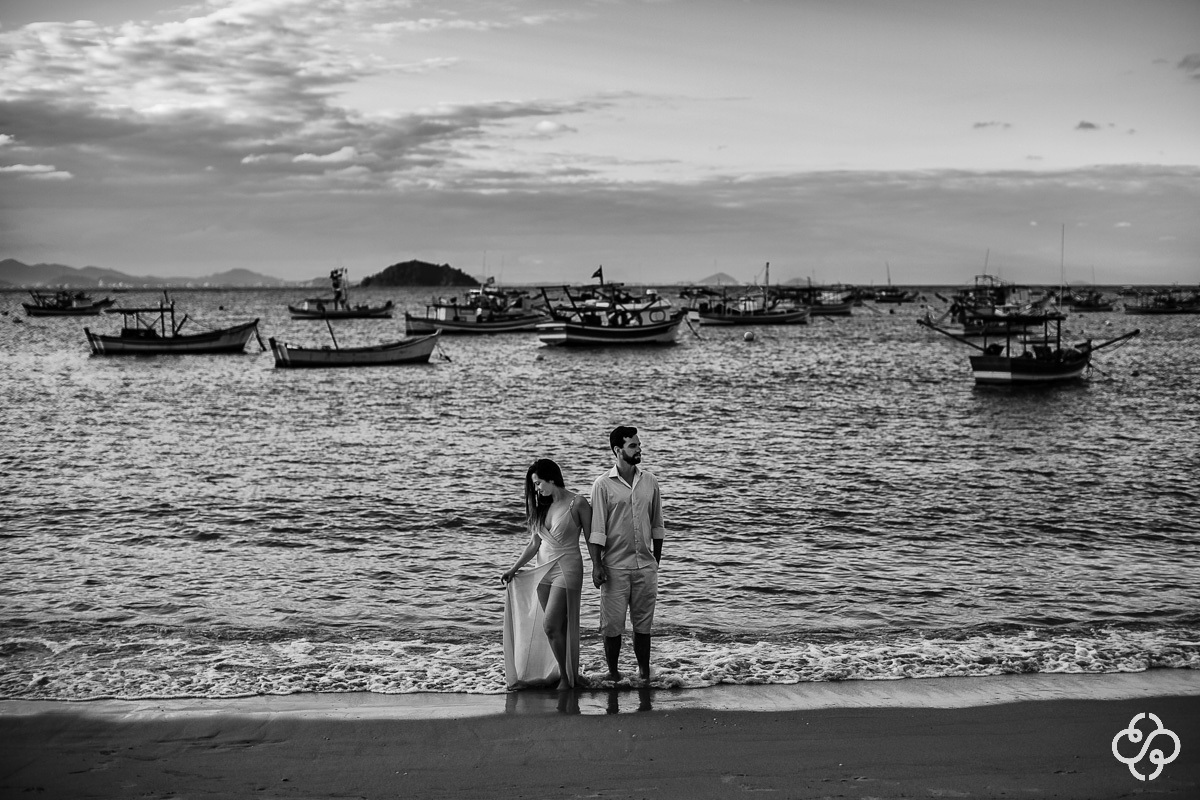 Pré Wedding | Ensaio Pré Casamento na Praia de Penha - SC | Danielle e Daniel | Praia | Book Casal | Ensaio Casal | Fotógrafo de Casamento | Fotógrafo de Bodas | Parejas | www.rafaelsantosfotografia.com.br