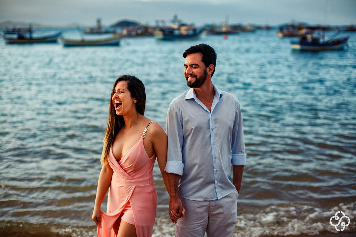 Pré Wedding | Ensaio Pré Casamento na Praia de Penha - SC | Danielle e Daniel | Praia | Book Casal | Ensaio Casal | Fotógrafo de Casamento | Fotógrafo de Bodas | Parejas | www.rafaelsantosfotografia.com.br