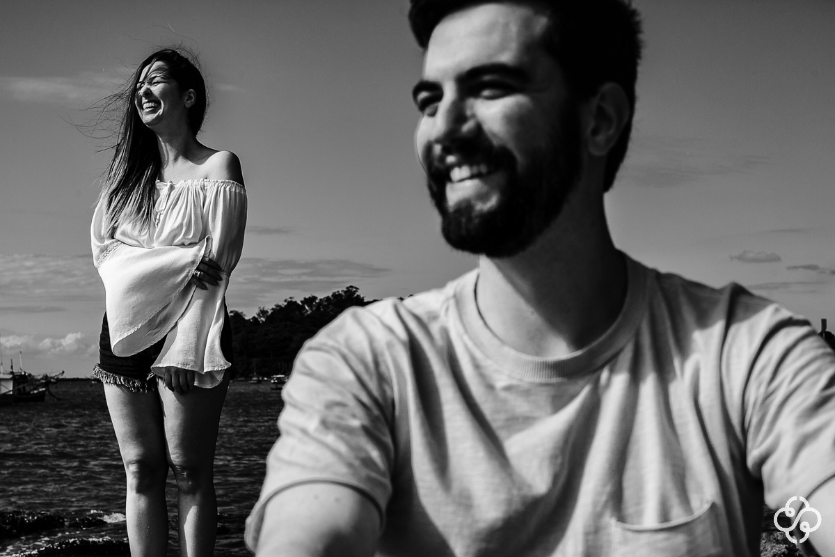 Pré Wedding | Ensaio Pré Casamento na Praia de Penha - SC | Danielle e Daniel | Praia | Book Casal | Ensaio Casal | Fotógrafo de Casamento | Fotógrafo de Bodas | Parejas | www.rafaelsantosfotografia.com.br