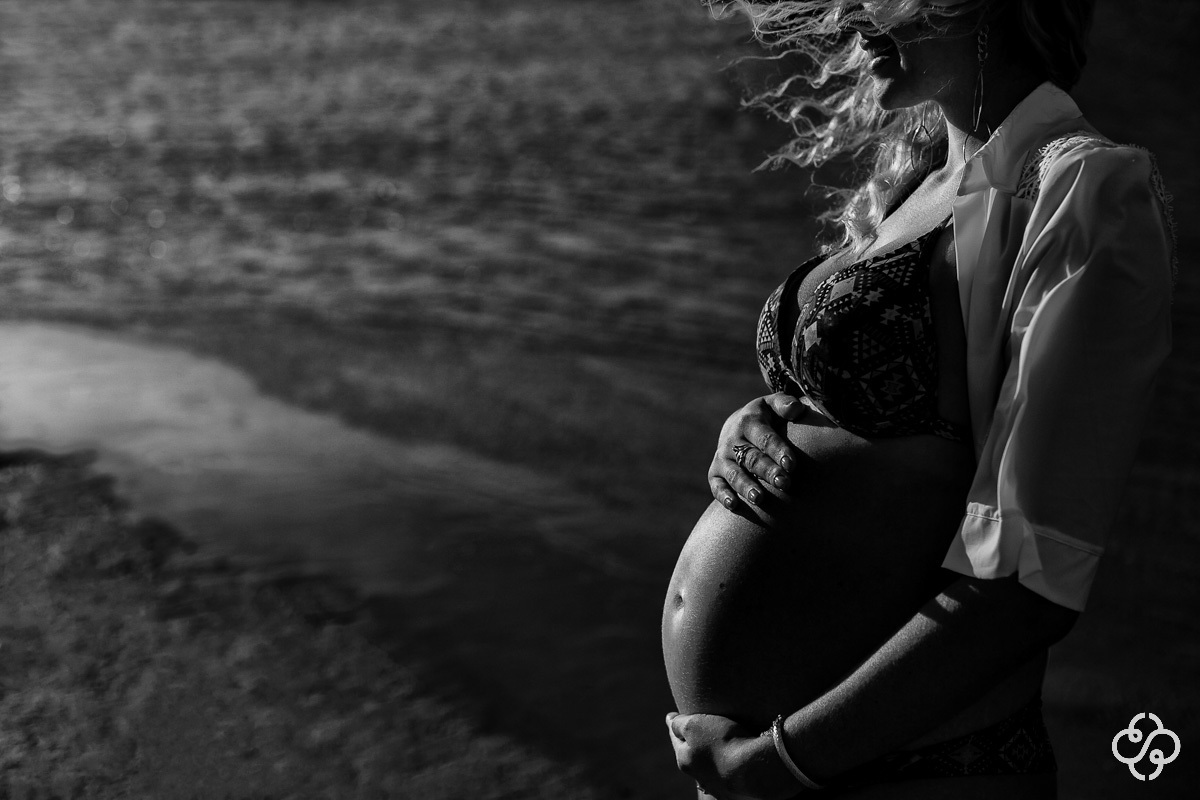 Ensaio Gestante na Praia da Ferrugem - Garopaba - SC | Doce Espera | Book Grávida | Book Gestante na Praia | Praia da Ferrugem | Ensaio Gestante | Fotógrafo de Gestantes | Mãe de primeira viagem | www.rafaelsantosfotografia.com.br