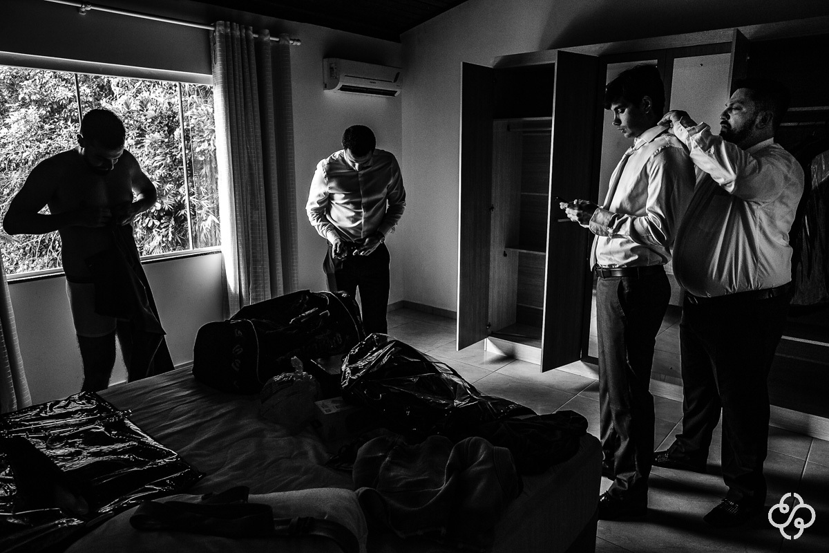 Making-of Noivo em Balneário Camboriú - SC | Sabores do Mar Praia | Fotógrafo de Casamento | Balneário Camboriú | Casamento na Praia | Casamento de Dia |  Casamento Danielle e Daniel | www.rafaelsantosfotografia.com.br