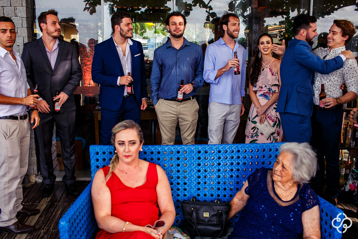 Cerimônia de casamento Sabores do Mar Praia em Balneário Camboriú - SC | Praia de Laranjeiras | Fotógrafo de Casamento | Casamento na Praia | Casamento de Dia | Casamento Pé na Areia | Casamento Danielle e Daniel | www.rafaelsantosfotografia.com.br