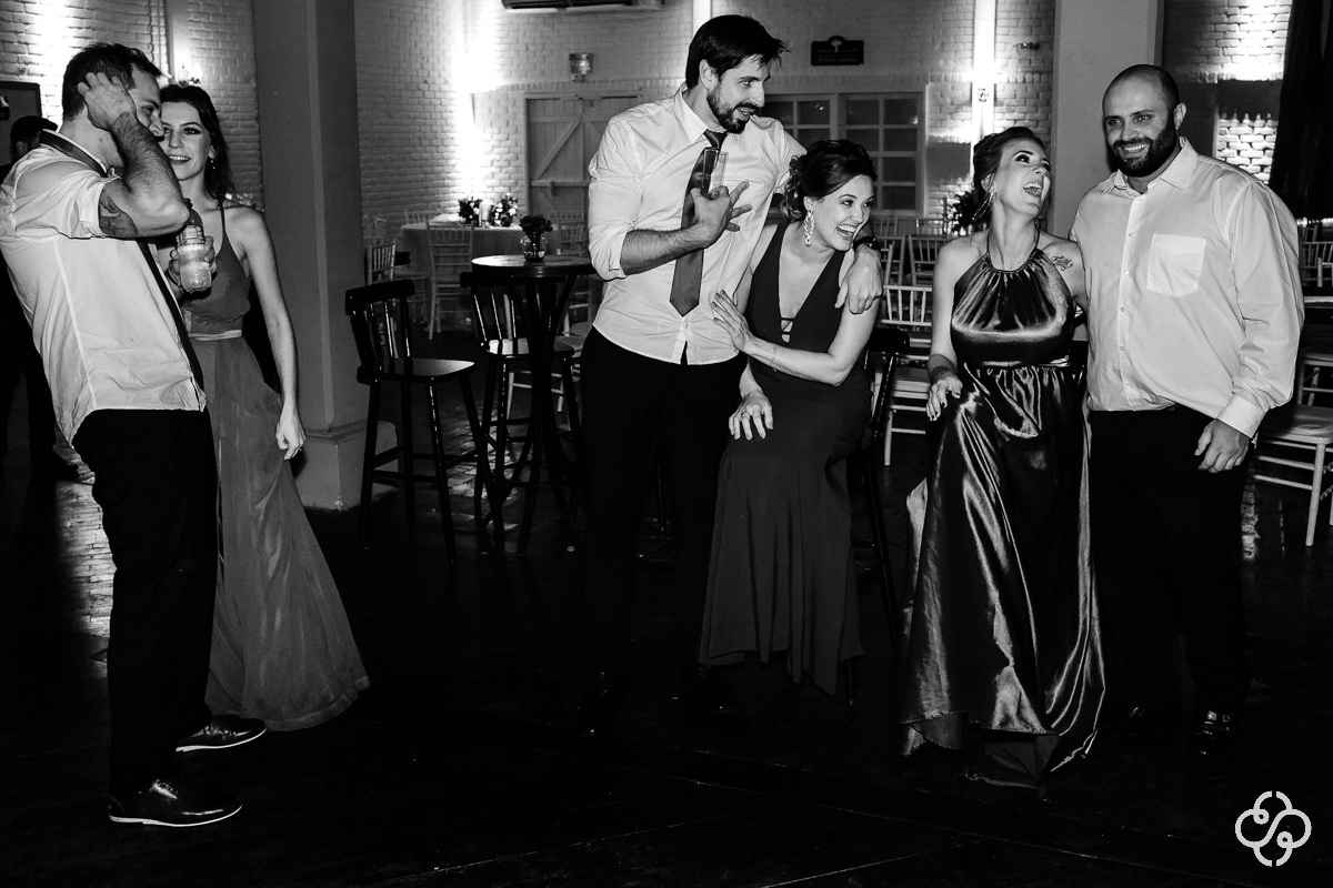 Balada de casamento Espaço Garden em Camboriú - SC | Fotógrafo de Casamento | Casamento no Campo | Casamento de Dia | Casamento ao Ar Livre | Casamento Tais e Ricardo | www.rafaelsantosfotografia.com.br