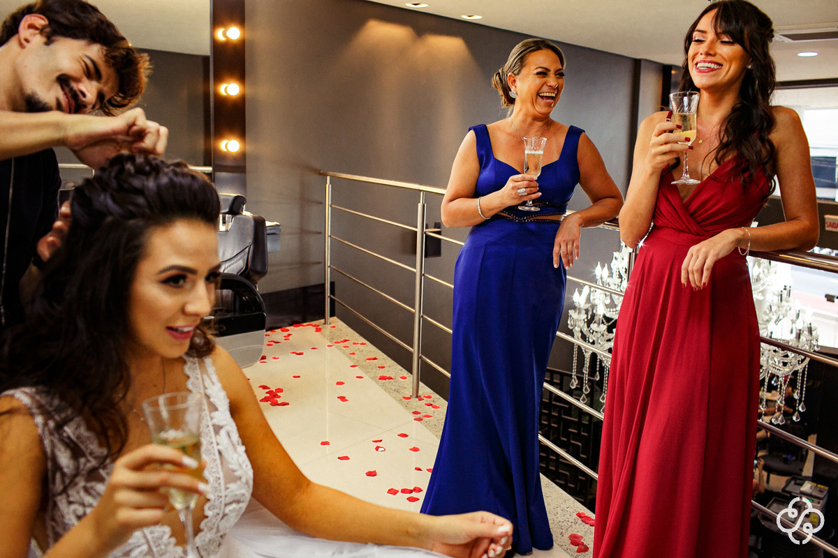 Making-of Noiva Salão Ellegance Balneário Camboriú - SC | Make-Up Noiva | Beauty | Fotógrafo de Casamento | Balneário Camboriú | Casamento no Campo | Casamento Tais e Ricardo | www.rafaelsantosfotografia.com.br