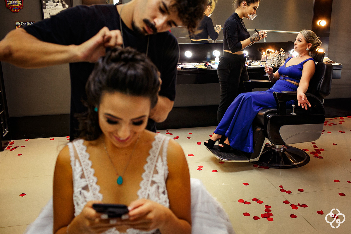 Making-of Noiva Salão Ellegance Balneário Camboriú - SC | Make-Up Noiva | Beauty | Fotógrafo de Casamento | Balneário Camboriú | Casamento no Campo | Casamento Tais e Ricardo | www.rafaelsantosfotografia.com.br