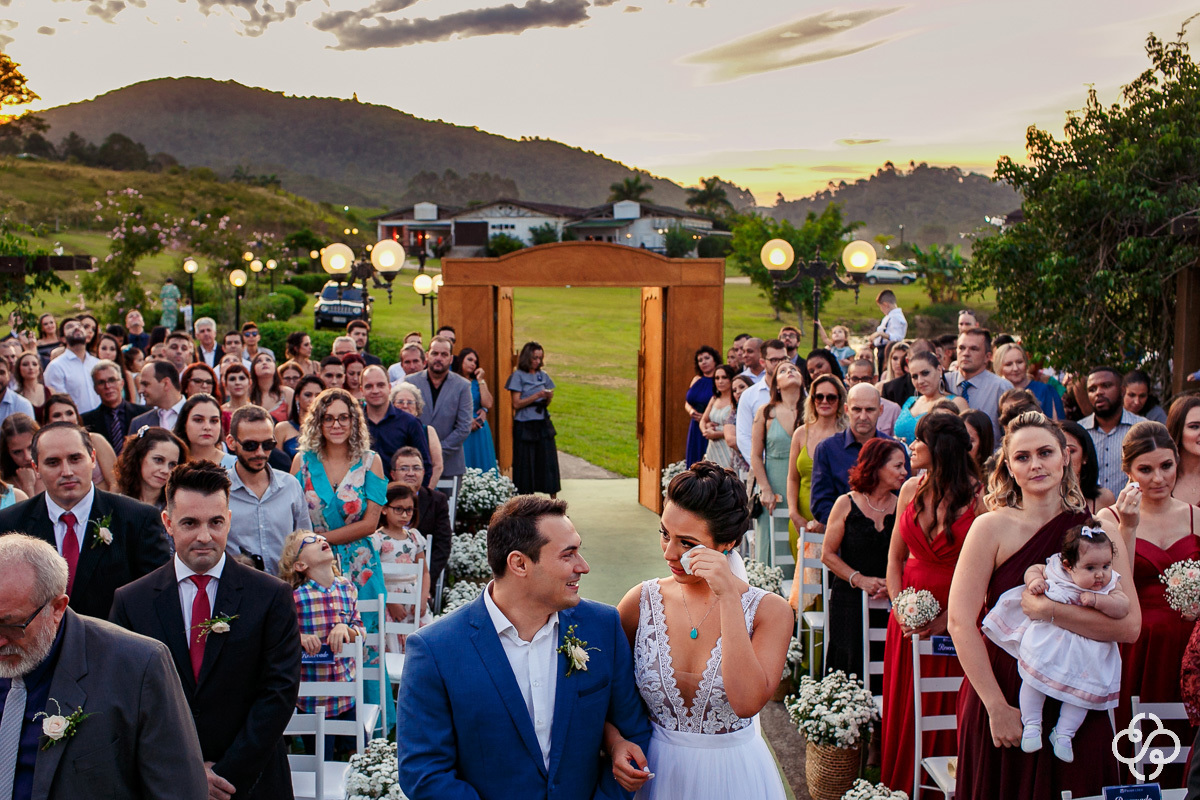 Cerimônia de casamento Espaço Garden em Camboriú - SC | Fotógrafo de Casamento | Casamento no Campo | Casamento de Dia | Casamento ao Ar Livre | Casamento Tais e Ricardo | www.rafaelsantosfotografia.com.br