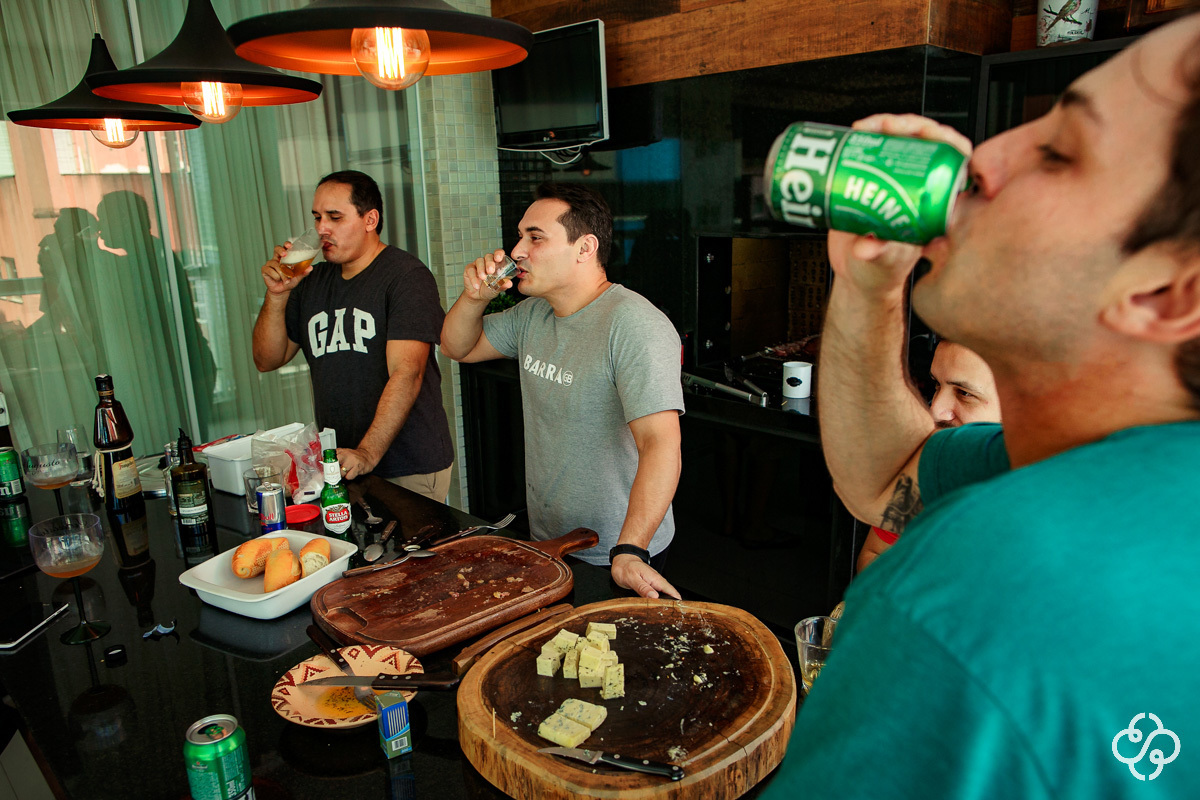 Making-of Noivo em casa Itapema - SC | Fotógrafo de Casamento | Itapema | Casamento no Campo | Espaço Garden - Camboriú |  Casamento Tais e Ricardo | www.rafaelsantosfotografia.com.br