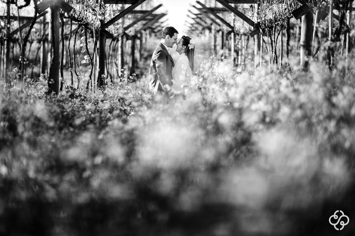 Pré Wedding | Ensaio Pré Casamento na Vinícola Villa Francioni | São Joaquim - SC | Serra Catarinense | Aline e Davi | Campo | Book Casal | Ensaio Casal | Fotógrafo de Casamento | Fotógrafo de Bodas | Parejas | www.rafaelsantosfotografia.com.br