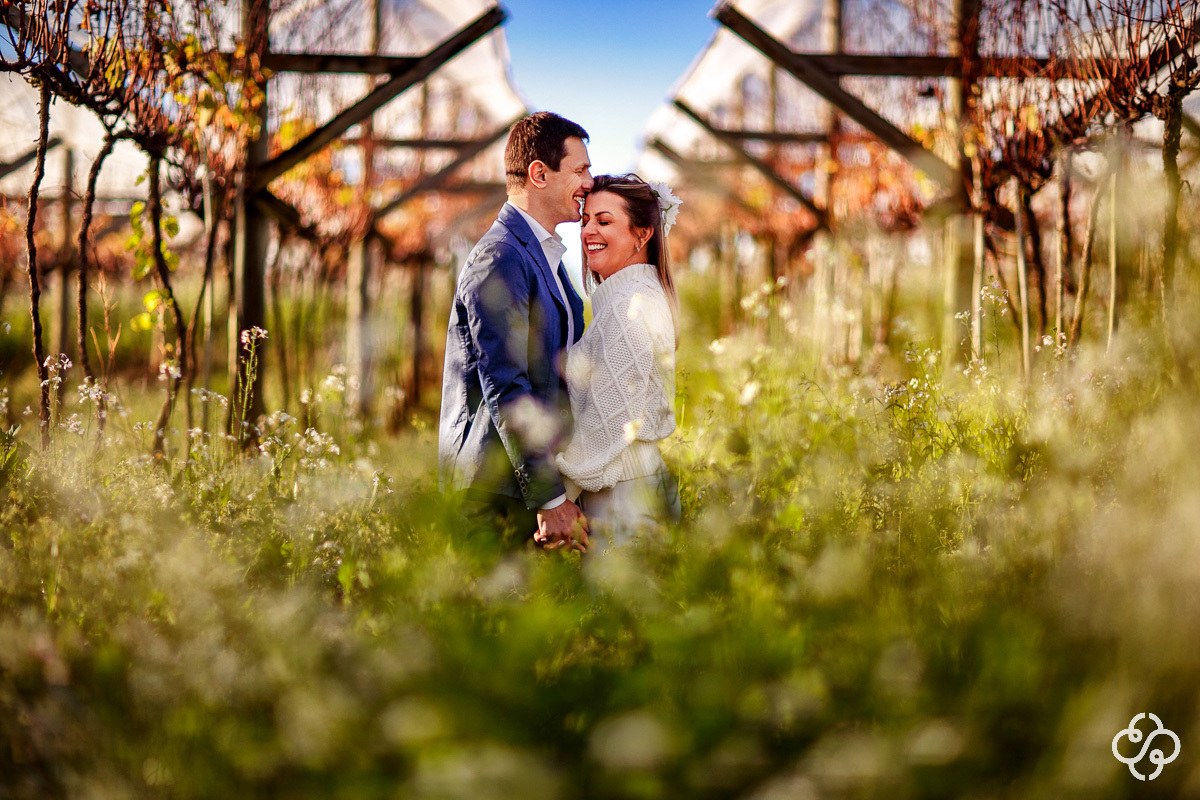 Pré Wedding | Ensaio Pré Casamento na Vinícola Villa Francioni | São Joaquim - SC | Serra Catarinense | Aline e Davi | Campo | Book Casal | Ensaio Casal | Fotógrafo de Casamento | Fotógrafo de Bodas | Parejas | www.rafaelsantosfotografia.com.br