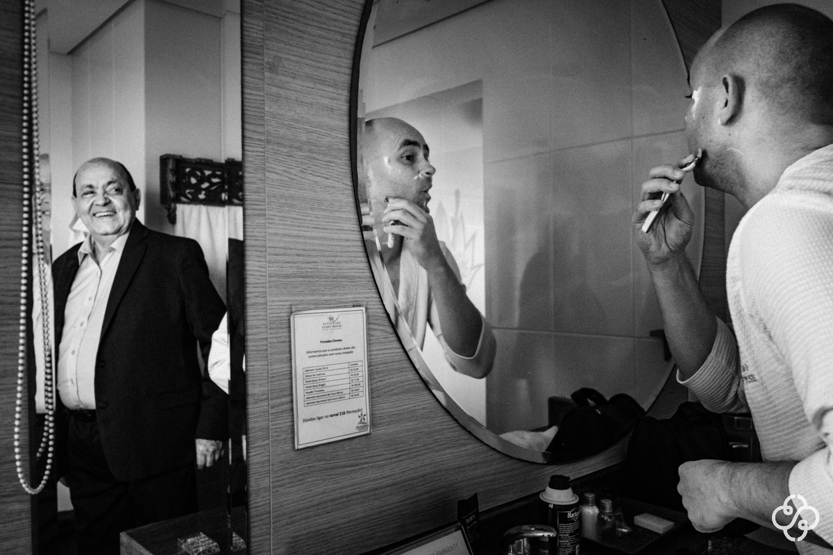 Making-of Noivo Estaleiro Guest House Balneário Camboriú - SC |   Fotógrafo de Casamento | Balneário Camboriú | Estaleiro Guest House| Casamento na Praia | Casamento Natália e Maurício | Destination Wedding | www.rafaelsantosfotografia.com.br