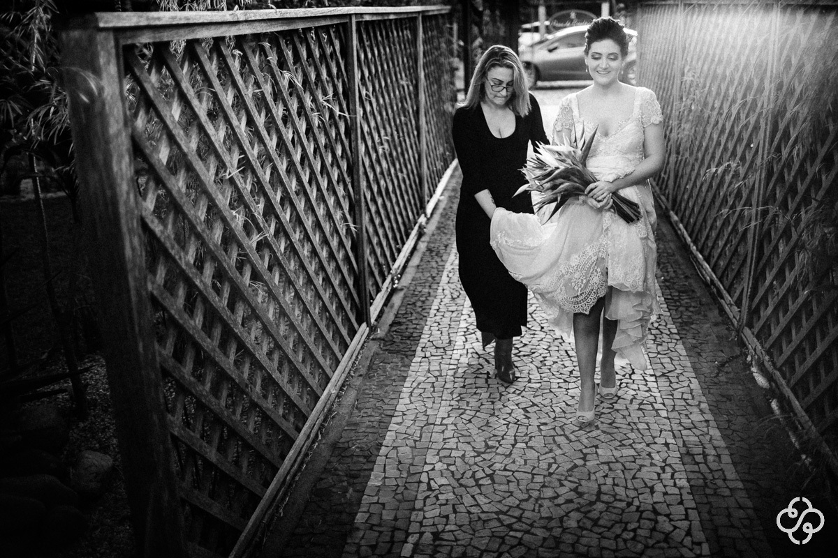 Cerimônia de casamento Estaleiro Guest House Balneário Camboriú - SC | Fotógrafo de Casamento | Casamento na Praia | Casamento de Dia | Casamento ao Ar Livre | Casamento Natália e Maurício | Destination Wedding | www.rafaelsantosfotografia.com.br