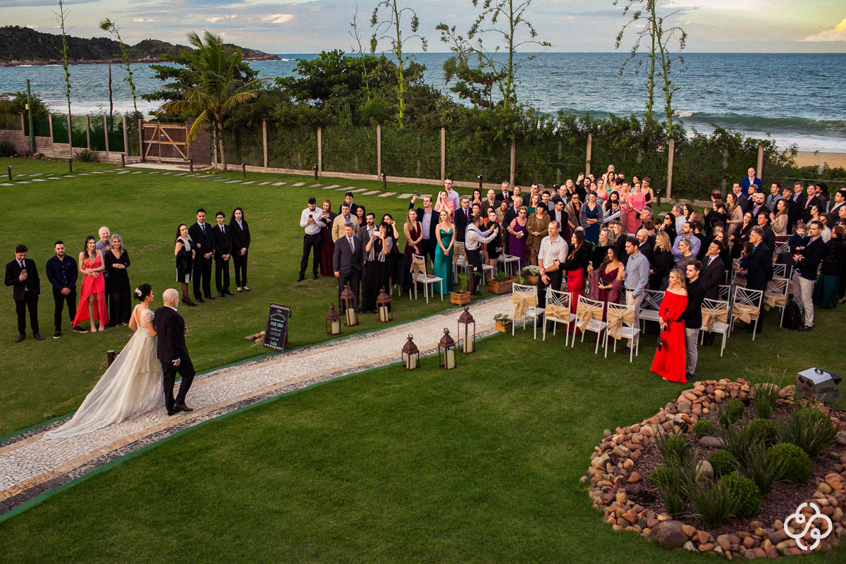 Destination Wedding Cerimônia de casamento Estaleiro Guest House Balneário Camboriú - SC | Fotógrafo de Casamento | Casamento na Praia | Casamento de Dia | Casamento ao Ar Livre | Destination Wedding | www.rafaelsantosfotografia.com.br