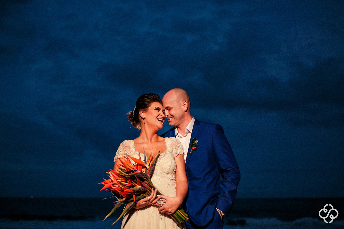 Cerimônia de casamento Estaleiro Guest House Balneário Camboriú - SC | Fotógrafo de Casamento | Casamento na Praia | Casamento de Dia | Casamento ao Ar Livre | Casamento Natália e Maurício | Destination Wedding | www.rafaelsantosfotografia.com.br