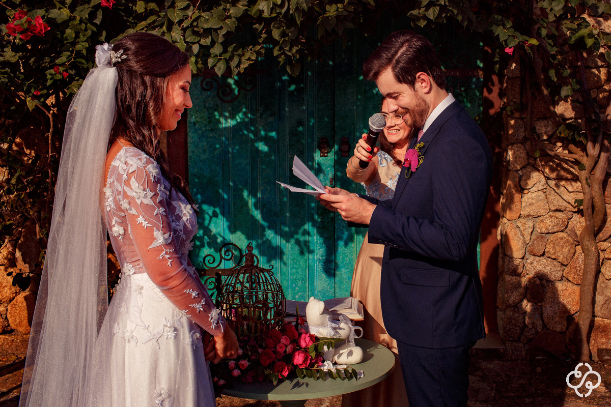 Cerimônia de Casamento Villa Casarão em Florianópolis - SC | Fotógrafo de Casamento | Destination Wedding | Casamento no Campo | Casamento de Dia | Casamento ao Ar Livre | Casamento Gláucia e Alfredo | www.rafaelsantosfotografia.com.br