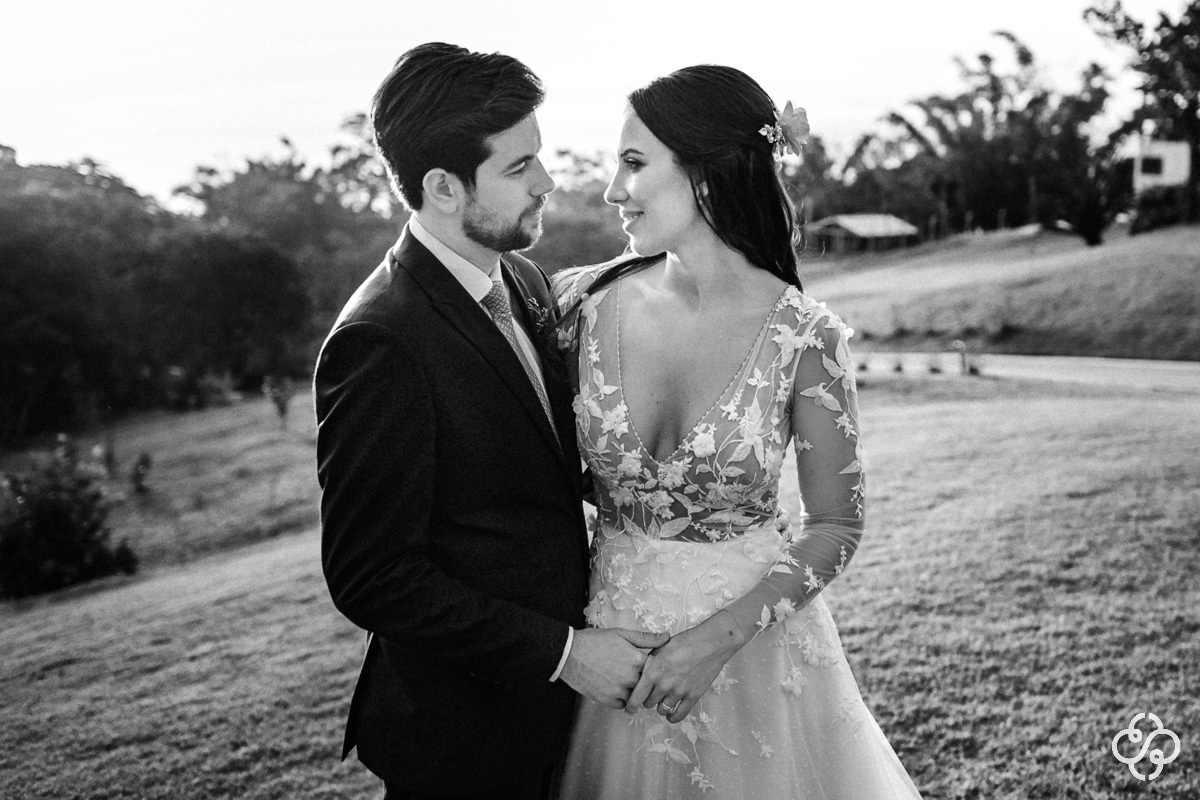 Cerimônia de Casamento Villa Casarão em Florianópolis - SC | Fotógrafo de Casamento | Destination Wedding | Casamento no Campo | Casamento de Dia | Casamento ao Ar Livre | Casamento Gláucia e Alfredo | www.rafaelsantosfotografia.com.br