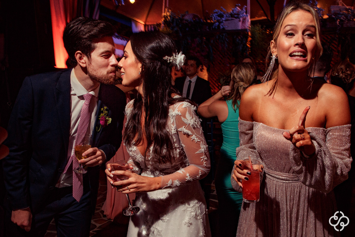Balada de Casamento Villa Casarão em Florianópolis - SC | Fotógrafo de Casamento | Destination Wedding | Casamento no Campo | Casamento de Dia | Casamento ao Ar Livre | Casamento Gláucia e Alfredo | www.rafaelsantosfotografia.com.br