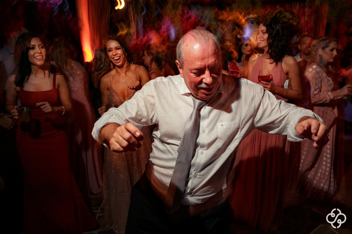 Balada de Casamento Villa Casarão em Florianópolis - SC | Fotógrafo de Casamento | Destination Wedding | Casamento no Campo | Casamento de Dia | Casamento ao Ar Livre | Casamento Gláucia e Alfredo | www.rafaelsantosfotografia.com.br