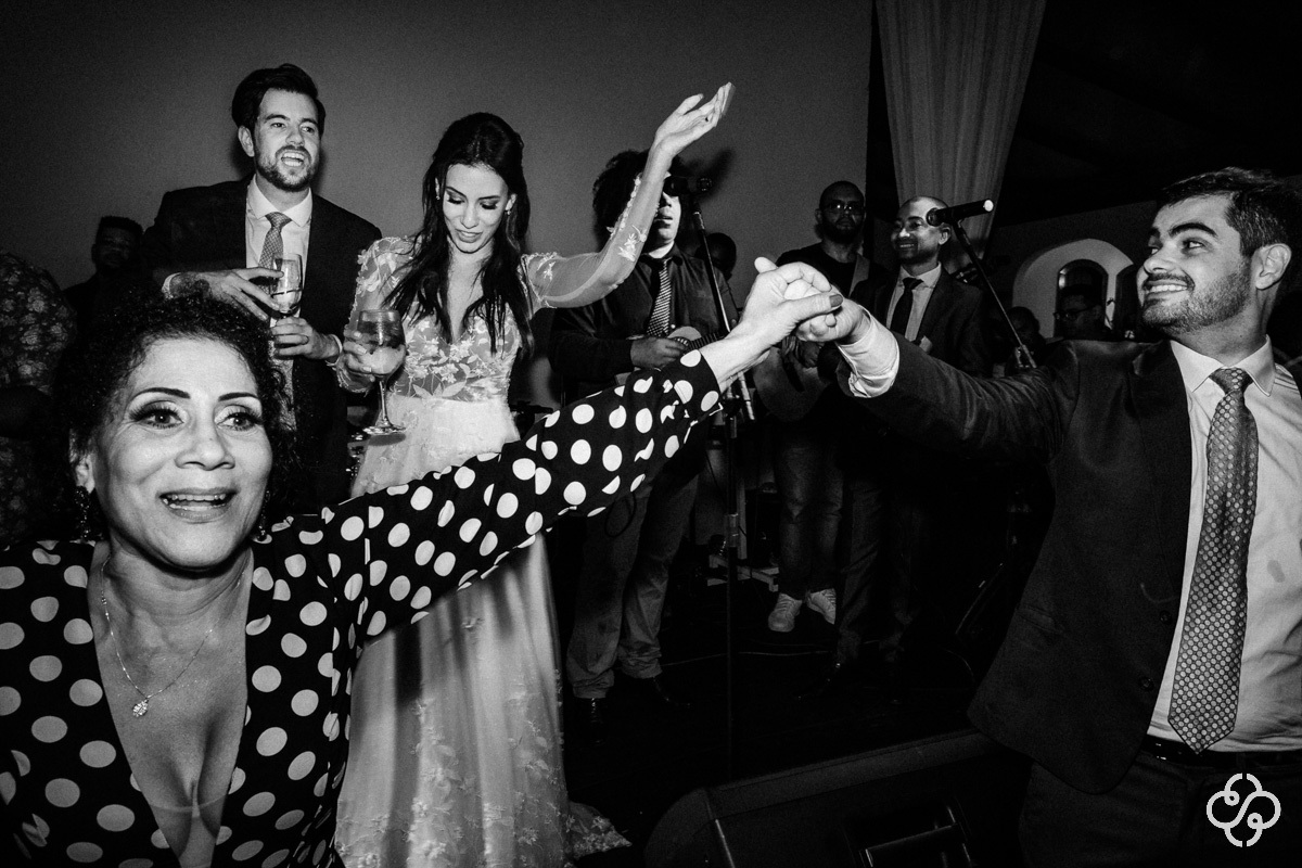 Balada de Casamento Villa Casarão em Florianópolis - SC | Fotógrafo de Casamento | Destination Wedding | Casamento no Campo | Casamento de Dia | Casamento ao Ar Livre | Casamento Gláucia e Alfredo | www.rafaelsantosfotografia.com.br