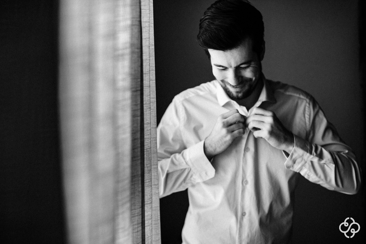 Making-of Noivo Villa Casarão Florianópolis - SC | Noivo |  Fotógrafo de Casamento | Florianópolis | Casamento no Campo | Casamento Gláucia e Alfredo | Ilha da Magia | Floripa | Destination Wedding | www.rafaelsantosfotografia.com.br