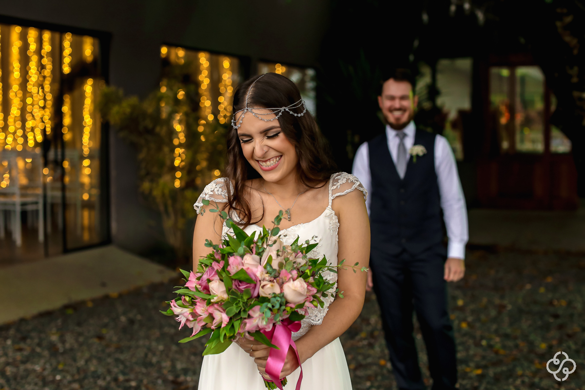 First Look | Cerimônia de Casamento Indaiá Restaurante | Itapema - SC | Fotógrafo de Casamento | Foto de Casamento | Fotógrafo Destination Wedding | |Fotógrafo de Casamento SC | Destino de Casamento | 