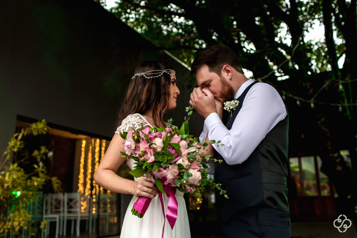 First Look | Cerimônia de Casamento Indaiá Restaurante | Itapema - SC | Fotógrafo de Casamento | Foto de Casamento | Fotógrafo Destination Wedding | |Fotógrafo de Casamento SC | Destino de Casamento | 