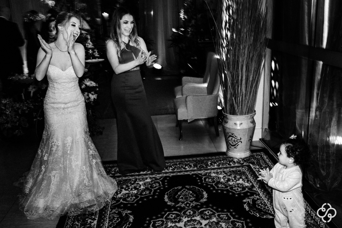 Balada de Casamento Pátio Venâncio em Joinville - SC | Fotógrafo de Casamento | Destination Wedding | Casamento no Campo | Casamento de Dia | Casamento ao Ar Livre |  Casamento Maíra e Rodrigo | www.rafaelsantosfotografia.com.br