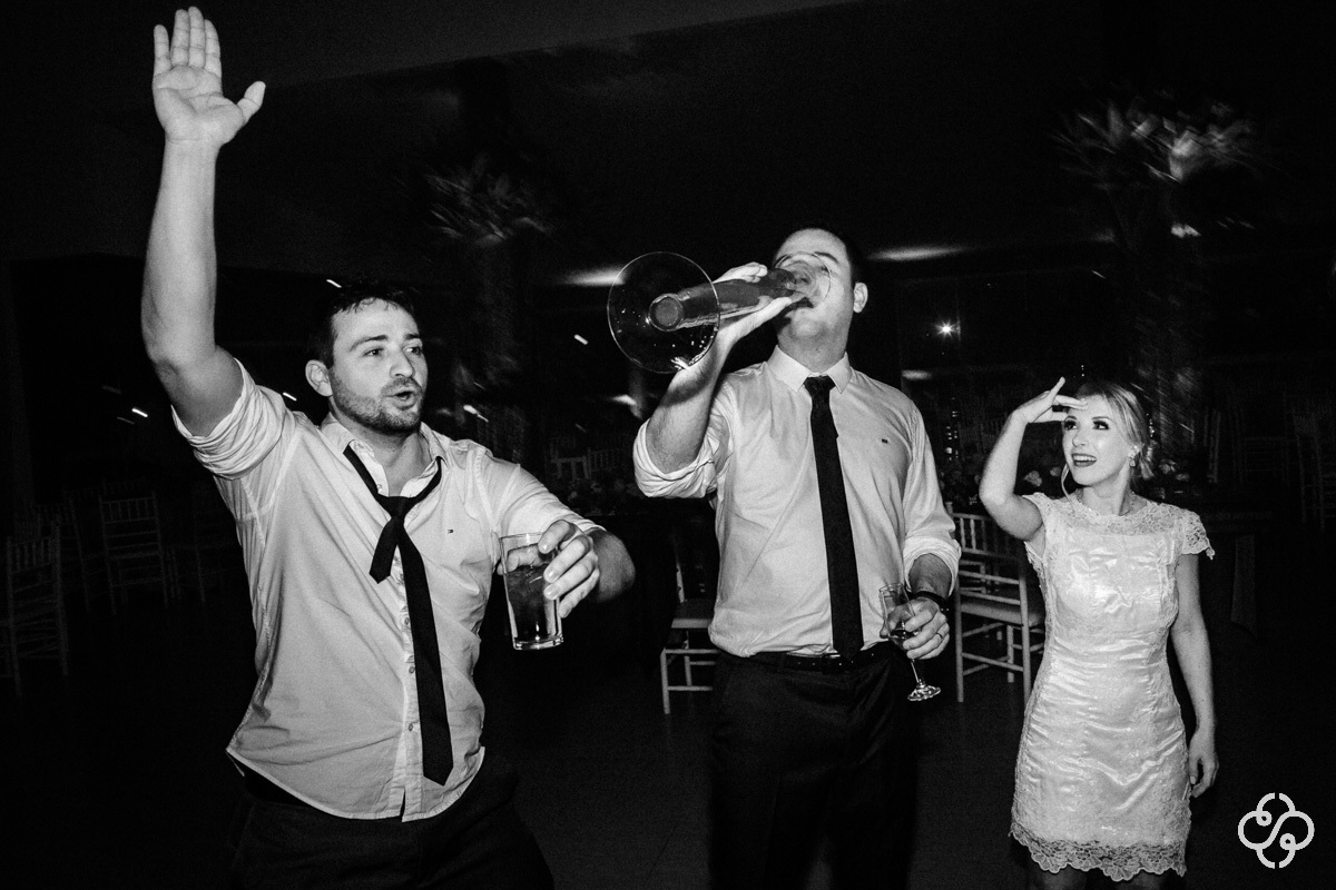 Balada de Casamento Pátio Venâncio em Joinville - SC | Fotógrafo de Casamento | Destination Wedding | Casamento no Campo | Casamento de Dia | Casamento ao Ar Livre |  Casamento Maíra e Rodrigo | www.rafaelsantosfotografia.com.br