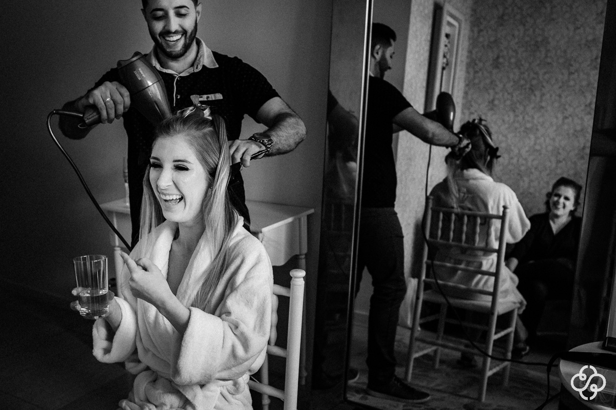 Making-of Noiva Pátio Venâncio Joinville - SC | Make-Up Noiva | Beauty | Fotógrafo de Casamento | Joinville | Casamento de dia | Casamento ao Ar Livre | Casamento Maíra e Rodrigo | www.rafaelsantosfotografia.com.br