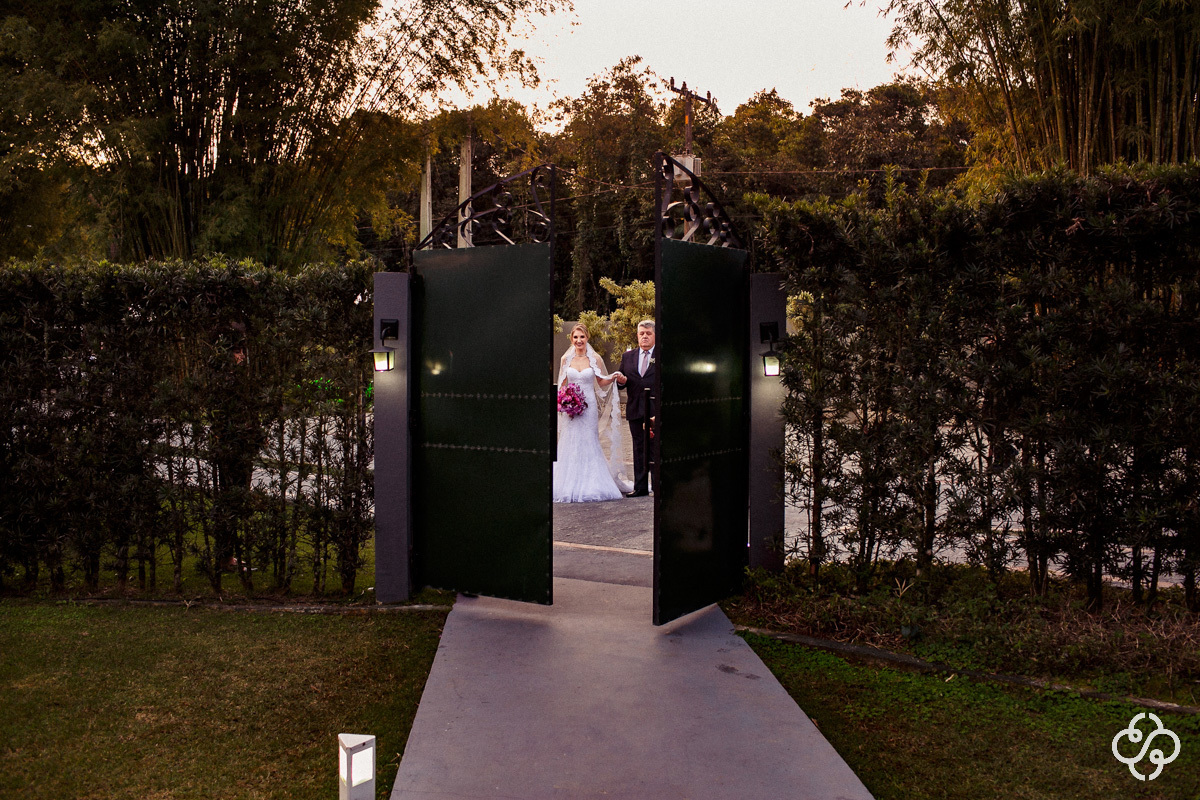 Cerimônia de Casamento Pátio Venâncio em Joinville - SC | Fotógrafo de Casamento | Destination Wedding | Casamento no Campo | Casamento de Dia | Casamento ao Ar Livre |  Casamento Maíra e Rodrigo | www.rafaelsantosfotografia.com.br