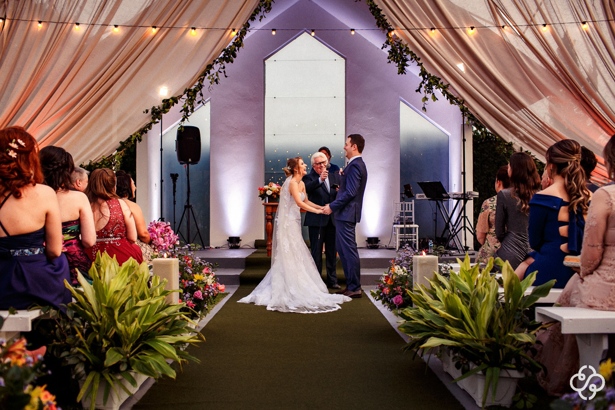 Cerimônia de Casamento Pátio Venâncio em Joinville - SC | Fotógrafo de Casamento | Destination Wedding | Casamento no Campo | Casamento de Dia | Casamento ao Ar Livre |  Casamento Maíra e Rodrigo | www.rafaelsantosfotografia.com.br