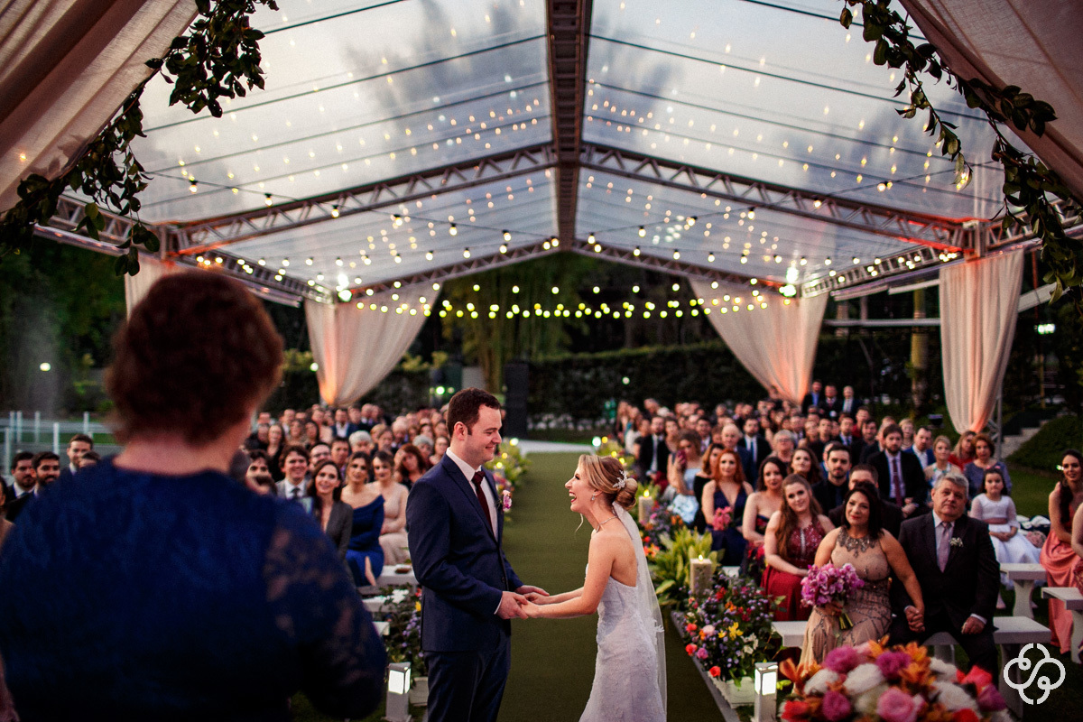 Cerimônia de Casamento Pátio Venâncio em Joinville - SC | Fotógrafo de Casamento | Destination Wedding | Casamento no Campo | Casamento de Dia | Casamento ao Ar Livre |  Casamento Maíra e Rodrigo | www.rafaelsantosfotografia.com.br