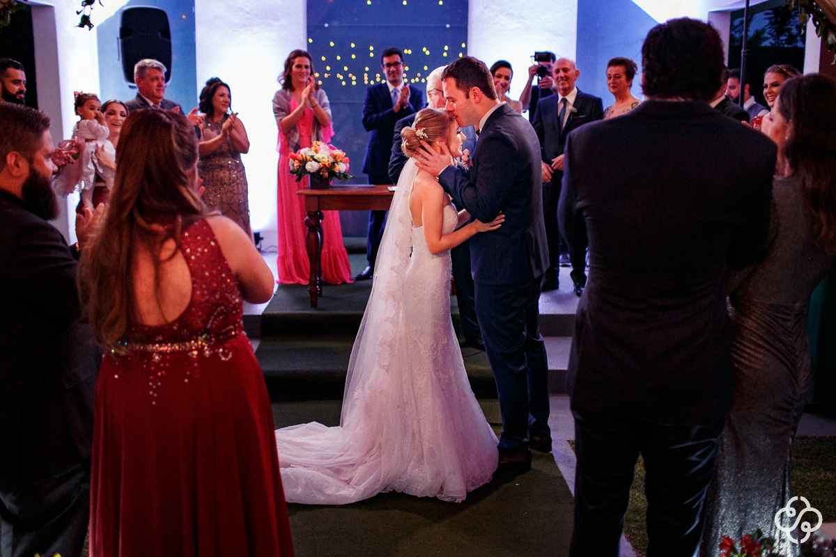 Cerimônia de Casamento Pátio Venâncio em Joinville - SC | Fotógrafo de Casamento | Destination Wedding | Casamento no Campo | Casamento de Dia | Casamento ao Ar Livre |  Casamento Maíra e Rodrigo | www.rafaelsantosfotografia.com.br