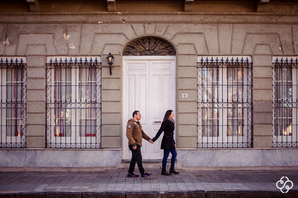 Pré Wedding | Ensaio Pré Casamento em Colônia Del Sacramento | Uruguai | Tais e Ricardo | Praia | Book Casal | Ensaio Casal | Fotógrafo de Casamento | Fotógrafo de Bodas | Parejas | www.rafaelsantosfotografia.com.br