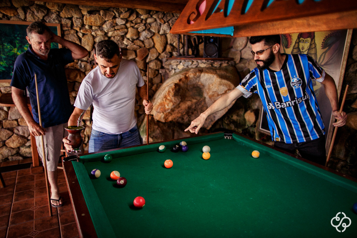 Making-of Noivo Pousada Atalaia do Mariscal Bombinhas - SC |  Fotógrafo de Casamento | Bombinhas | Praia de Mariscal |  Casamento na Praia | Casamento ao Ar Livre | Casamento Luly e Júnior | www.rafaelsantosfotografia.com.br