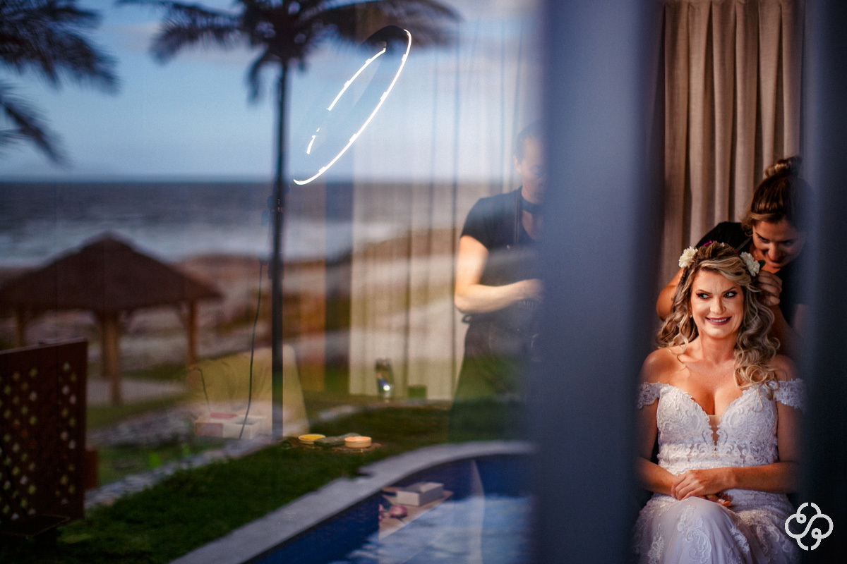 Making-of Noiva Pousada Atalaia do Mariscal Bombinhas - SC | Make-Up Noiva | Beauty | Fotógrafo de Casamento | Bombinhas | Praia de Mariscal |  Casamento na Praia | Casamento ao Ar Livre | Casamento Luly e Júnior | www.rafaelsantosfotografia.com.br
