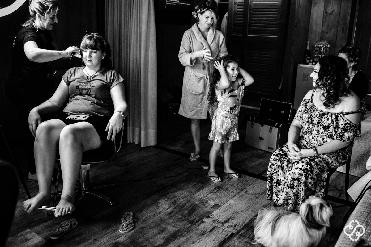 Making-of Noiva Pousada Atalaia do Mariscal Bombinhas - SC | Make-Up Noiva | Beauty | Fotógrafo de Casamento | Bombinhas | Praia de Mariscal |  Casamento na Praia | Casamento ao Ar Livre | Casamento Luly e Júnior | www.rafaelsantosfotografia.com.br