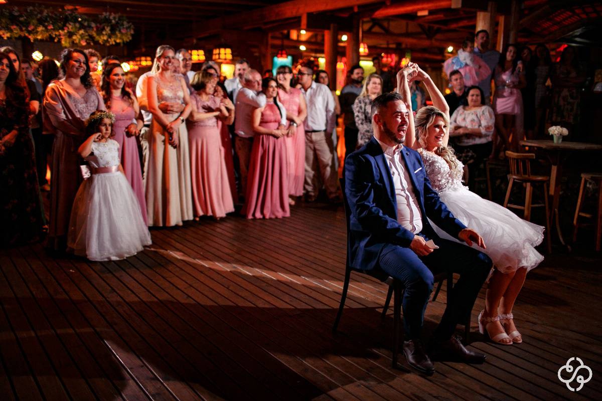 Balada de Casamento Pousada Atalaia do Mariscal em Bombinhas - SC | Fotógrafo de Casamento | Destination Wedding | Casamento na Praia | Casamento de Dia | Casamento ao Ar Livre |  Casamento Luly e Júnior | www.rafaelsantosfotografia.com.