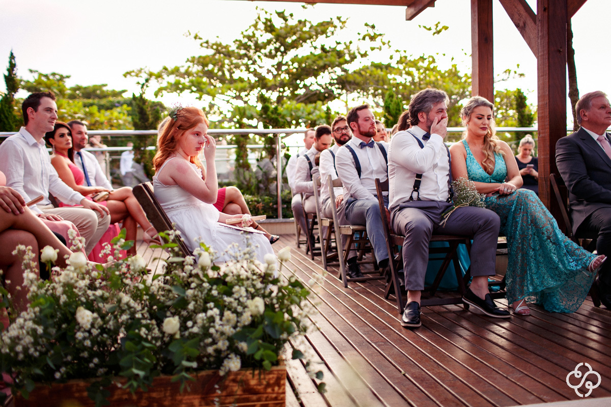 Cerimônia de Casamento Restaurante Casa da Praia em Bombinhas - SC | Fotógrafo de Casamento | Destination Wedding | Casamento na Praia | Casamento de Dia | Casamento ao Ar Livre |  Casamento Adi e Edilson | www.rafaelsantosfotografia.com.