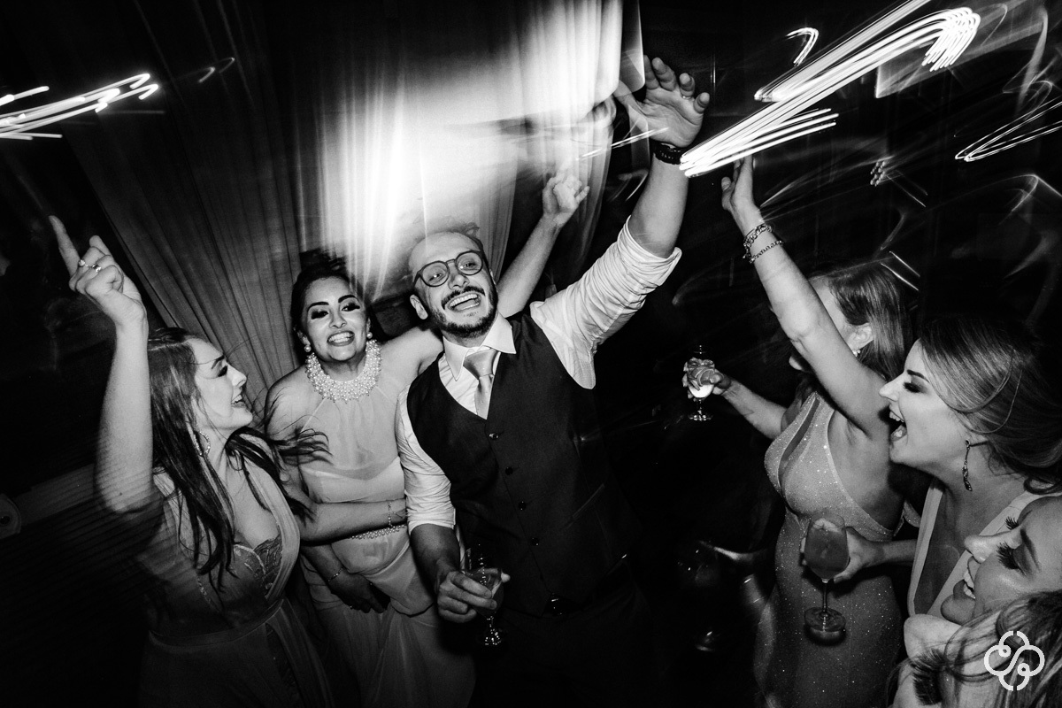 Balada de Casamento Restaurante Casa da Praia em Bombinhas - SC | Fotógrafo de Casamento | Destination Wedding | Casamento na Praia | Casamento de Dia | Casamento ao Ar Livre |  Casamento Adi e Edilson | www.rafaelsantosfotografia.com.