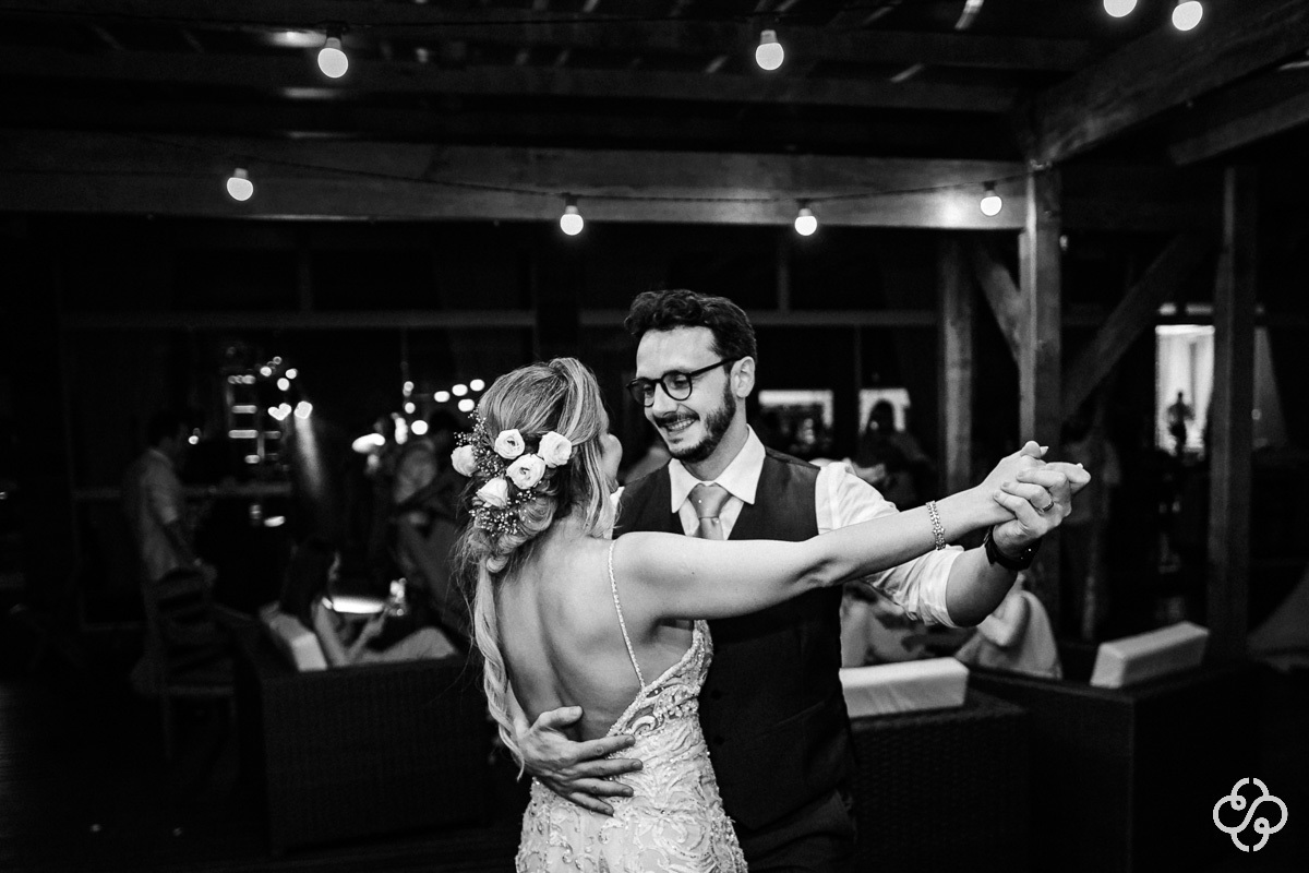 Balada de Casamento Restaurante Casa da Praia em Bombinhas - SC | Fotógrafo de Casamento | Destination Wedding | Casamento na Praia | Casamento de Dia | Casamento ao Ar Livre |  Casamento Adi e Edilson | www.rafaelsantosfotografia.com.