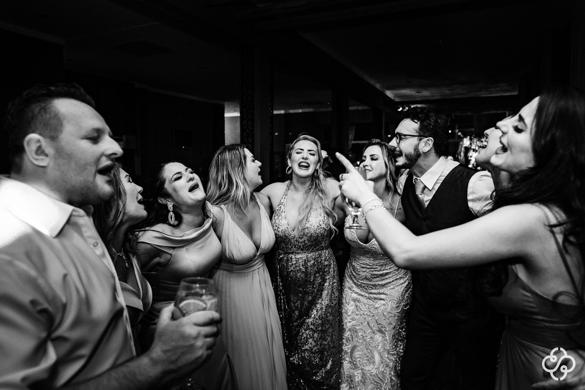 Balada de Casamento Restaurante Casa da Praia em Bombinhas - SC | Fotógrafo de Casamento | Destination Wedding | Casamento na Praia | Casamento de Dia | Casamento ao Ar Livre |  Casamento Adi e Edilson | www.rafaelsantosfotografia.com.