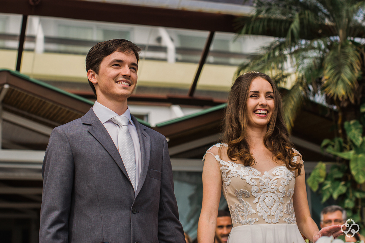 Casamento na Praia | Casamento de dia | Cerimônia de Casamento Hotel Costa Norte Ponta das Canas | Florianópolis - SC | Daria e Marcos | Fotógrafo de Casamento | Foto de Casamento | Fotógrafo Destination Wedding | Destino de Casamento | Casamento |