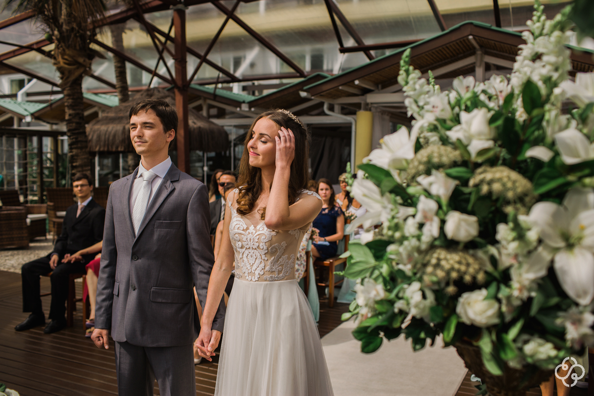 Casamento na Praia | Casamento de dia | Cerimônia de Casamento Hotel Costa Norte Ponta das Canas | Florianópolis - SC | Daria e Marcos | Fotógrafo de Casamento | Foto de Casamento | Fotógrafo Destination Wedding | Destino de Casamento | Casamento |