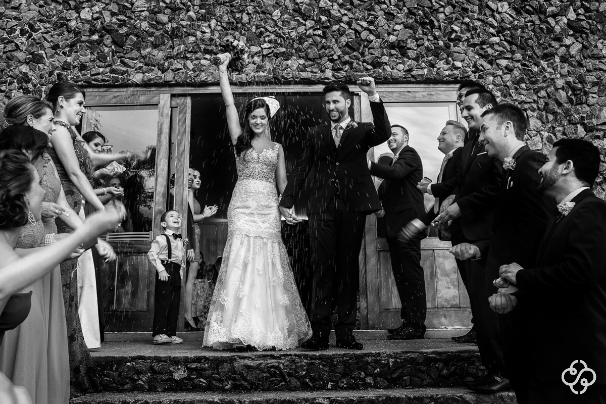 Cerimônia de Casamento de Dia | Saída Noivos | Casamento Indaiá Restaurante | Itapema - SC | Fotógrafo de Casamento | Foto de Casamento | Fotógrafo Destination Wedding | |Fotógrafo de Casamento SC | Destino de Casamento | www.rafaelsantosfotografia.com.br