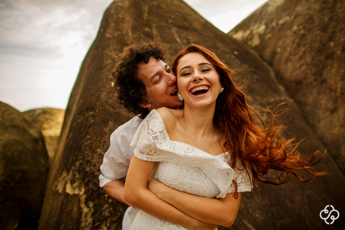 Pré Casamento Nascer do Sol | Balneário Camboriú - SC | Praia Taquaras | Naiara e João Paulo | Book Casal | Fotógrafo de Casamento | Fotógrafo de Bodas | Parejas | www.rafaelsantosfotografia.com.br